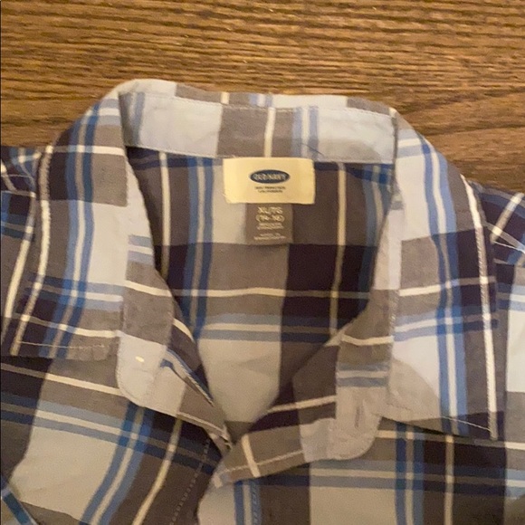 Never Worn kids XL Old Navy button down. - Picture 2 of 3